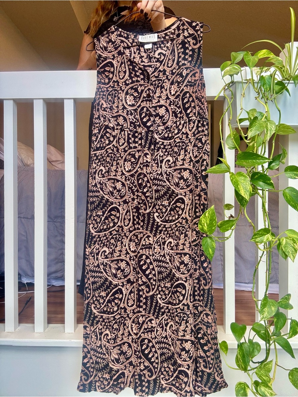 Sleeveless Black & Blush Paisley Maxi Dress - Braemar